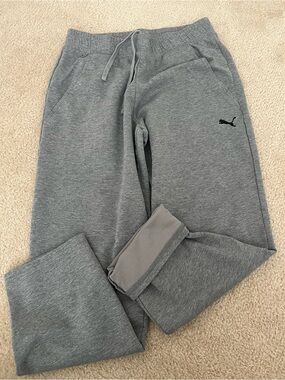 Puma Men's Heather Gray Jogger Sweatpants